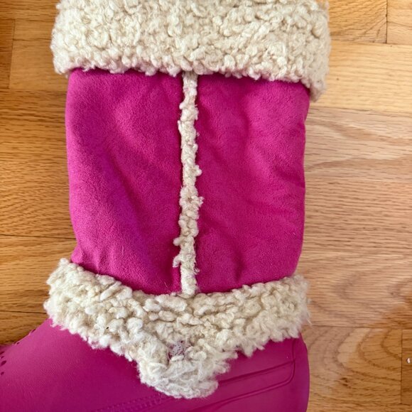 Crocs Nadia Boots in Berry Pink Size 8 - Picture 10 of 16